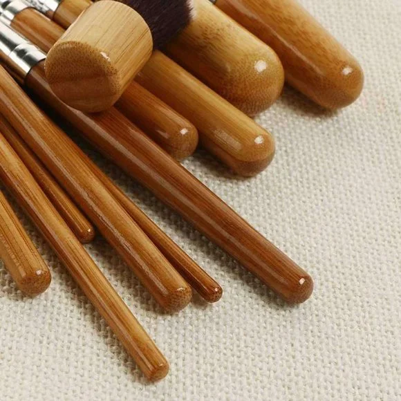 Bamboo Pro Makeup Brush Set with Bag - Picture 6 of 11